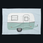 Rétro Camper Trailer bleu serviette de cuisine<br><div class="desc">Décorez votre cuisine avec cette serviette cool. Fait un grand ménage ou cadeau d'anniversaire! Vous pouvez le customiser et ajouter du texte. Consultez ma boutique pour plus de couleurs et de motifs !</div>
