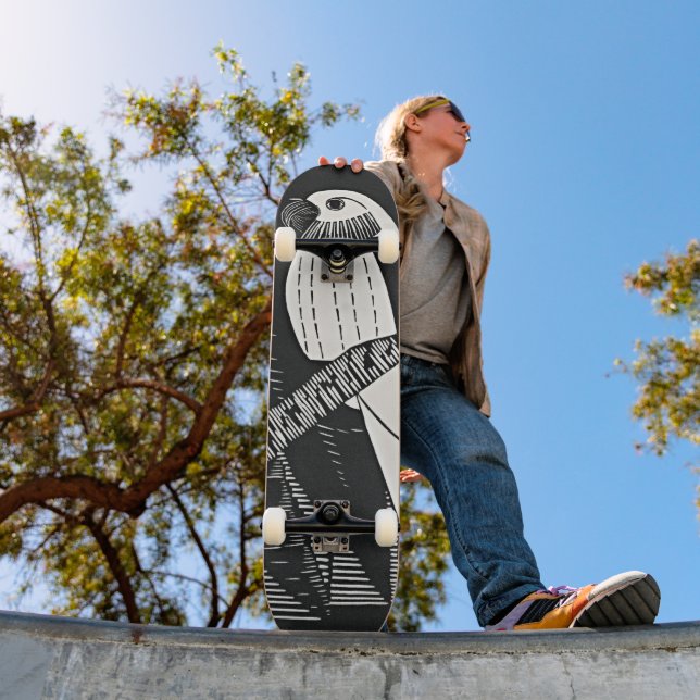 Retro Parakeles - Skateboard noir et blanc (Extérieur 1)