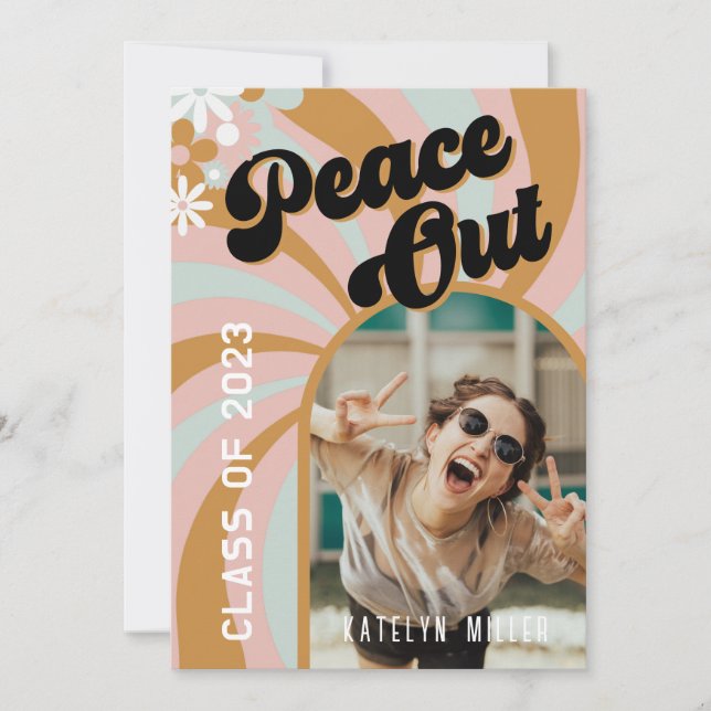 Retro Peace Out Hippy Photo Graduation Invitation (Devant)