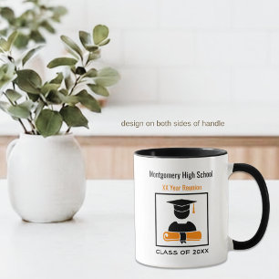 Réunion de lycée tasse de café noir orange personn