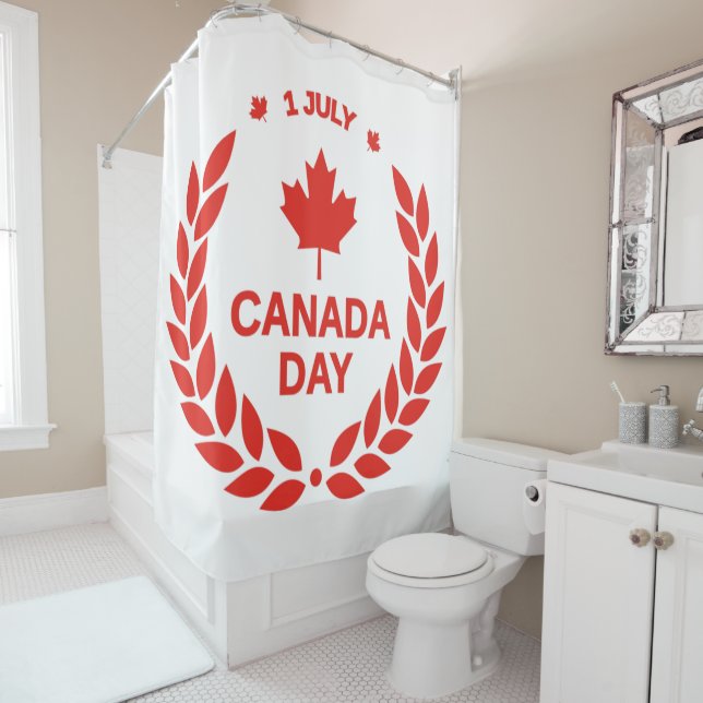 Rideau de douche à couronne de la Fête du Canada (En situation)