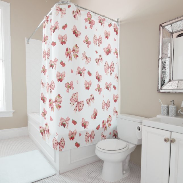 Rideau de douche Coquette Strawberry & Bow (En situation)