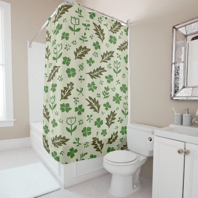 Rideau de douche floral crème et vert (En situation)