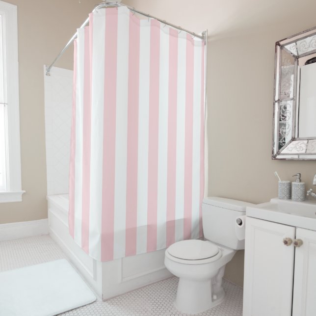 Rideau de douche rayé rose et blanc (En situation)