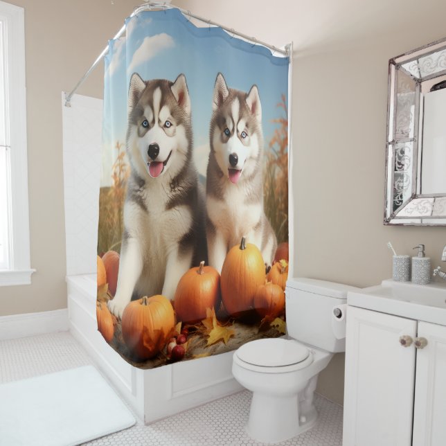 Rideaux De Douche Alaskan Malamute Chiot Automne Citrouille délice (En situation)