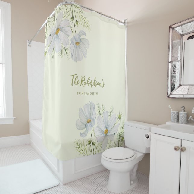 Rideaux De Douche Aquarelle Blanc Cosmos Fleurs Peinture Botanique (En situation)