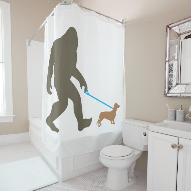 Rideaux De Douche Bigfoot Walking Dachshund Sasquatch Doxie Chig Cad (En situation)