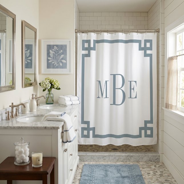 Rideaux De Douche Bleu Poussiéreux et Clé Grecque Blanche | Monogram (Créateur téléchargé)