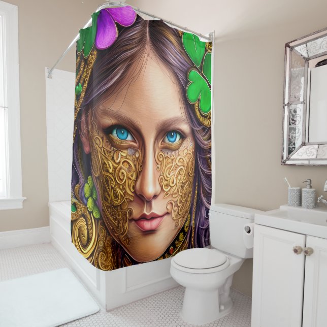 Rideaux De Douche Blissful Bronze Face Woman St. Patrick's Day Art (En situation)