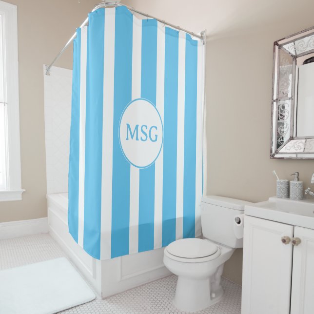 Rideaux De Douche Cabane bleu aqua et blanc Monogramme rayé (En situation)