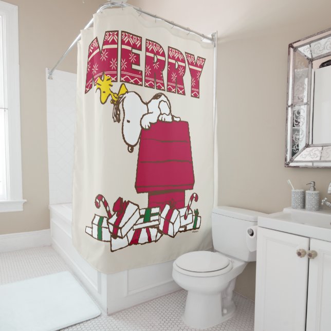 Rideaux De Douche cacahuètes | Snoopy & Woodstock Joyeux Sweat moche (En situation)