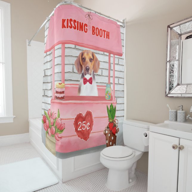 Rideaux De Douche Chien beagle Valentine's Day Kissing Booth (En situation)