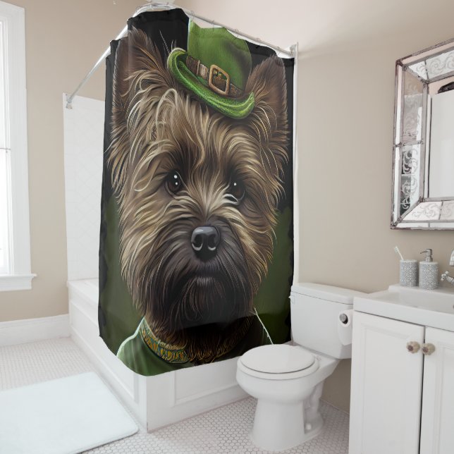 Rideaux De Douche Chien de Cairn Terrier en Robe de la Saint Patrick (En situation)