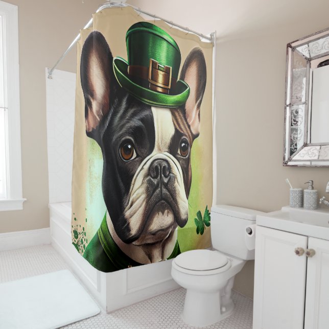 Rideaux De Douche Chien-taureau français en tenue de la Saint Patric (En situation)