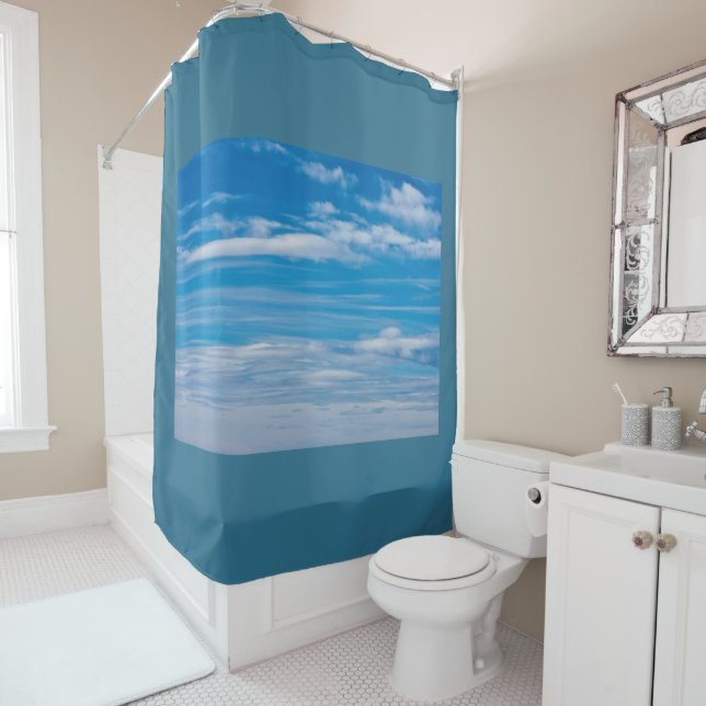 Rideaux De Douche Ciel bleu avec flux nuageux (En situation)
