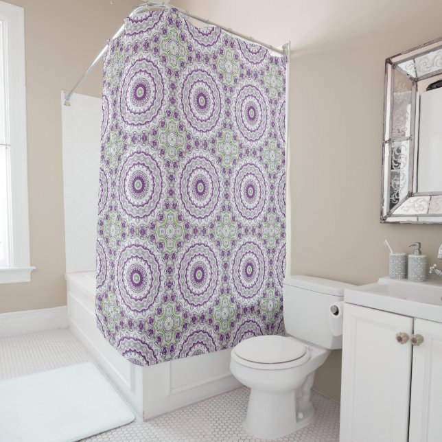 Rideaux De Douche Conception de Motif Mandala violet et vert (En situation)