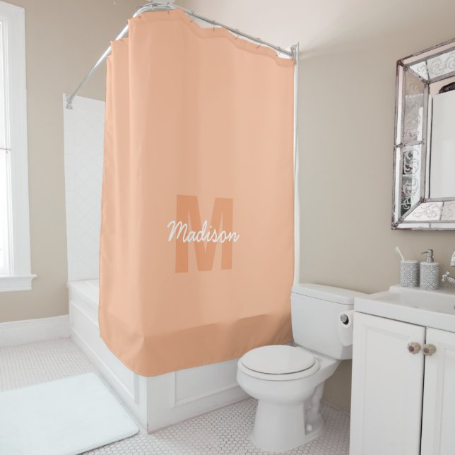 Rideaux De Douche Couleur pêche pastel cool avec nom de monogramme p (En situation)