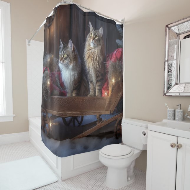 Rideaux De Douche Décor de Noël du Maine Coon Snowy Sleigh (En situation)