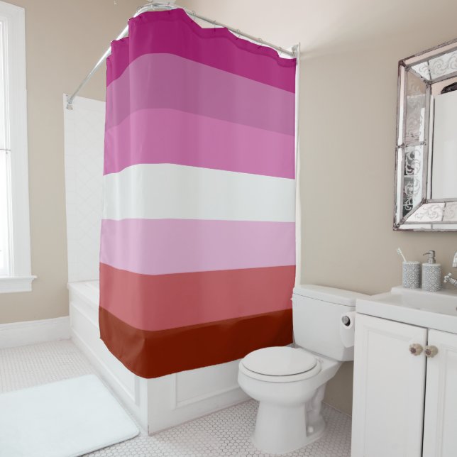 Rideaux De Douche Drapeau de la fierté lesbienne (En situation)