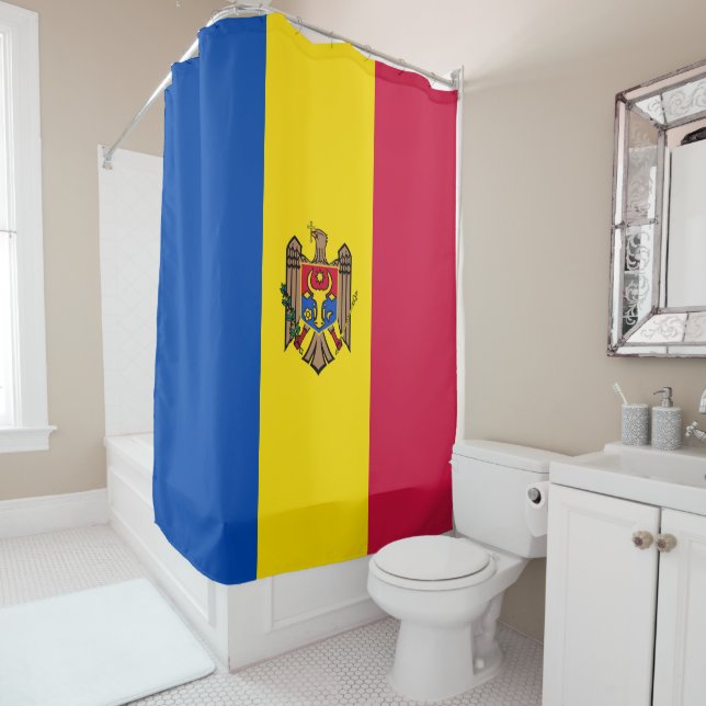 Rideaux De Douche Drapeau de Moldavie (En situation)