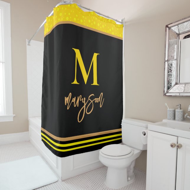 Rideaux De Douche Élégant Monogramme Nom Script, Feminine Black Gold (En situation)