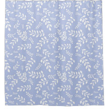 Feuilles blanches sur fond bleu acier clair