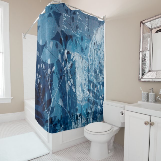 Rideaux De Douche Fleur sauvage botanique bleue et blanche  (En situation)