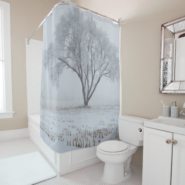 Rideaux De Douche Gelée sur un arbre solitaire (En situation)