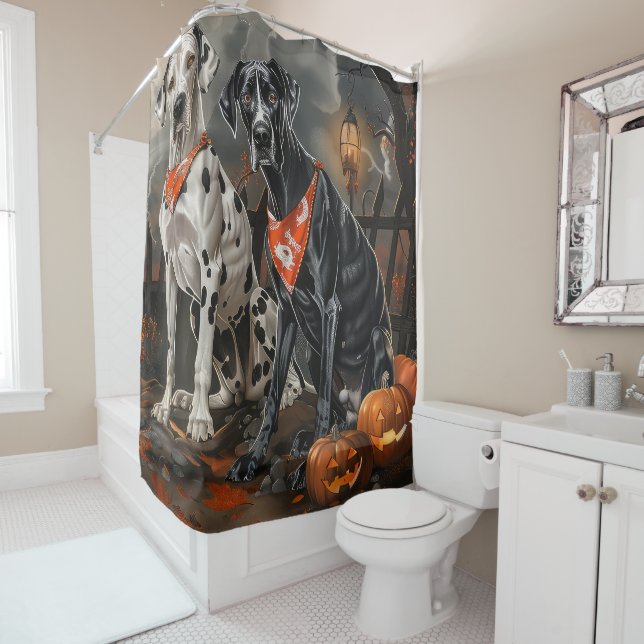 Rideaux De Douche Great Dane Halloween Éffrayant (En situation)