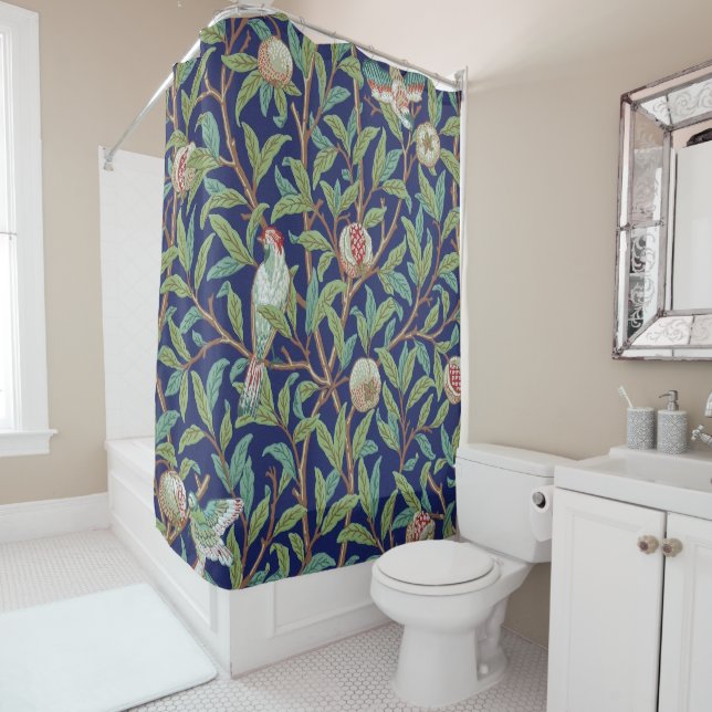 Rideaux De Douche Grenade et petit oiseau, William Morris (En situation)