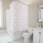 Rideaux De Douche Imaginaire Floral vintage gravé rose-toile<br><div class="desc">Elégant motif de toile rose sur blanc du XIXe siècle,  vintage et adapté d'un dessin français de la collection Smithsonian,  avec fleurs d'imaginaires,  feuilles et vignes,  guerrier indigène et personnages humains cupides.</div>