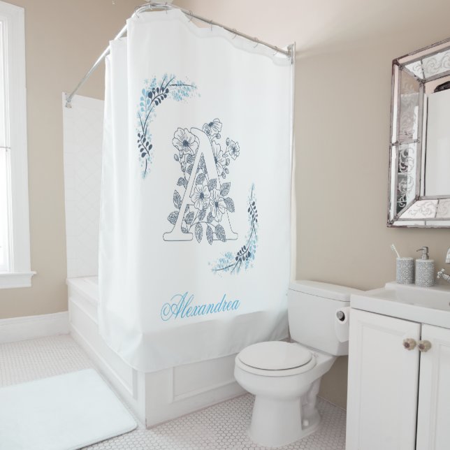 Rideaux De Douche Initiale "A" Monogramme bleu Calme Floral (En situation)