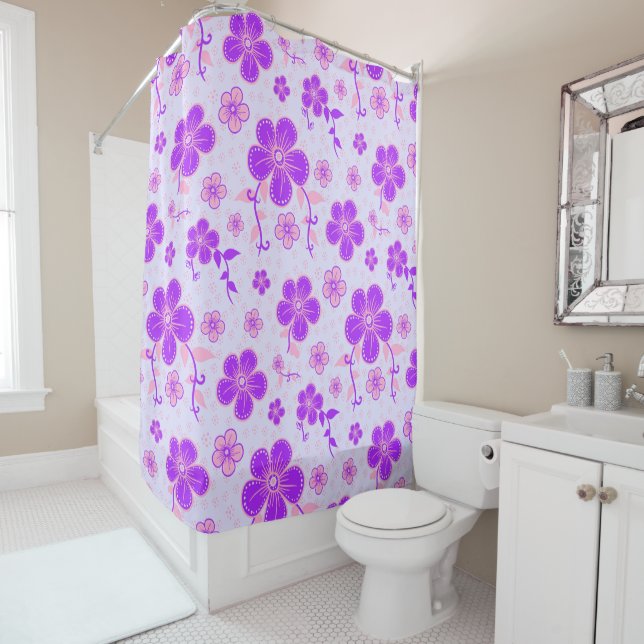 Rideaux De Douche Jolie impression florale violet et rose sur Lavend (En situation)
