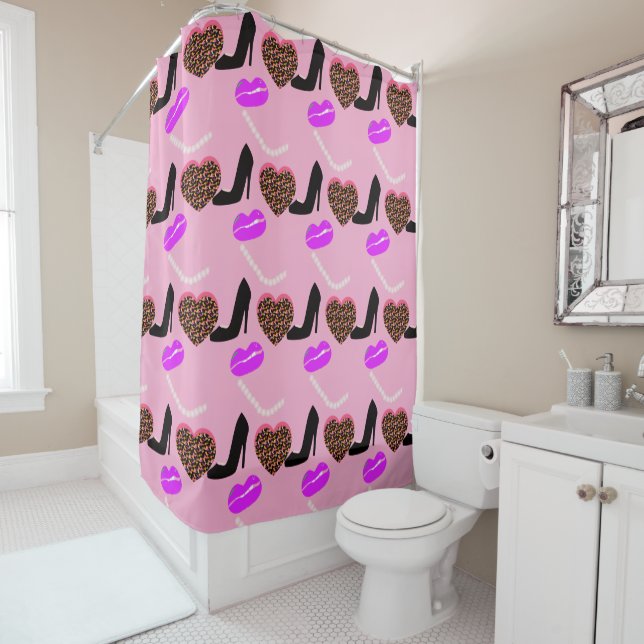 Rideaux De Douche Lèvres Chic Talons Perles (En situation)