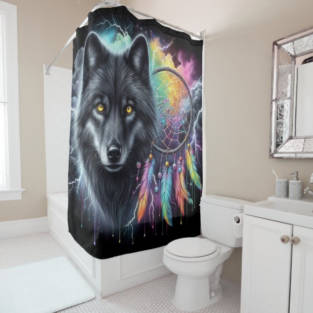 Rideaux De Douche Loup noir avec un catcheur de rêves (En situation)