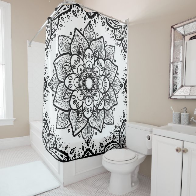 Rideaux De Douche Mandala floral noir et blanc (En situation)