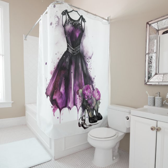 Rideaux De Douche Mode Goth | Robe violette avec haut talons plat (En situation)