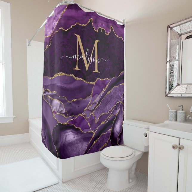 Rideaux De Douche Monogramme de Géode d'or violet moderne (En situation)