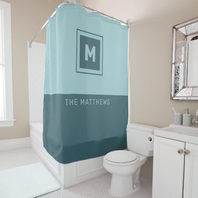 Rideaux De Douche Monogramme et nom personnalisés (En situation)