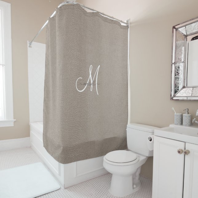 Rideaux De Douche Monogramme Taupe blanc Script Faux Linen (En situation)