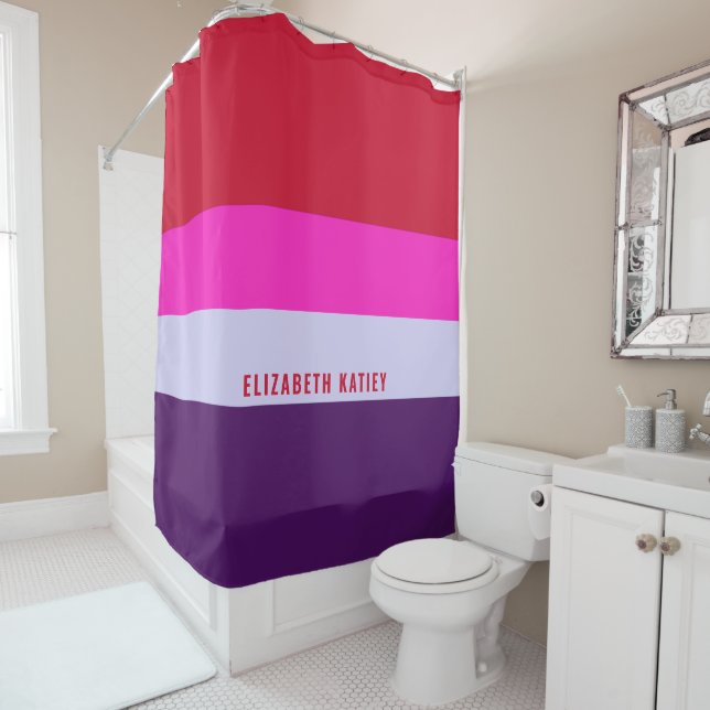 Rideaux De Douche Motif de bandes rouge, rose et violet (En situation)