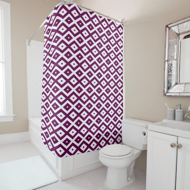 Rideaux De Douche Motif de diamant blanc et violet de prune (En situation)