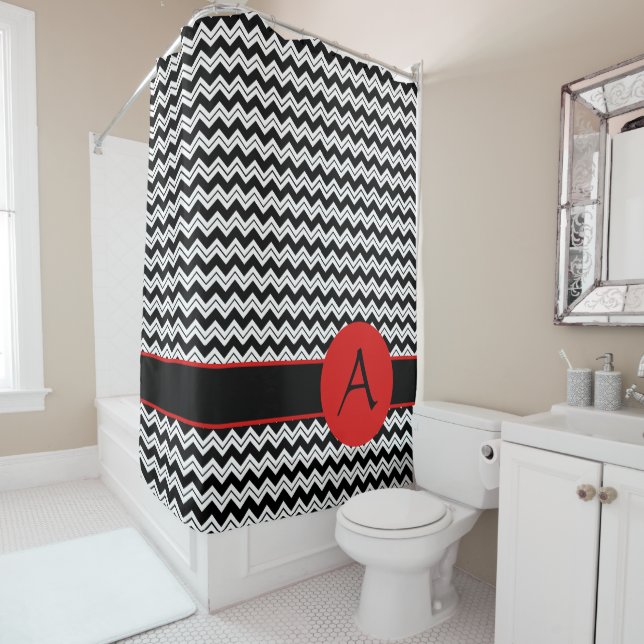 Rideaux De Douche Noir Blanc Chevron ZigZag Rouge Monogramme personn (En situation)