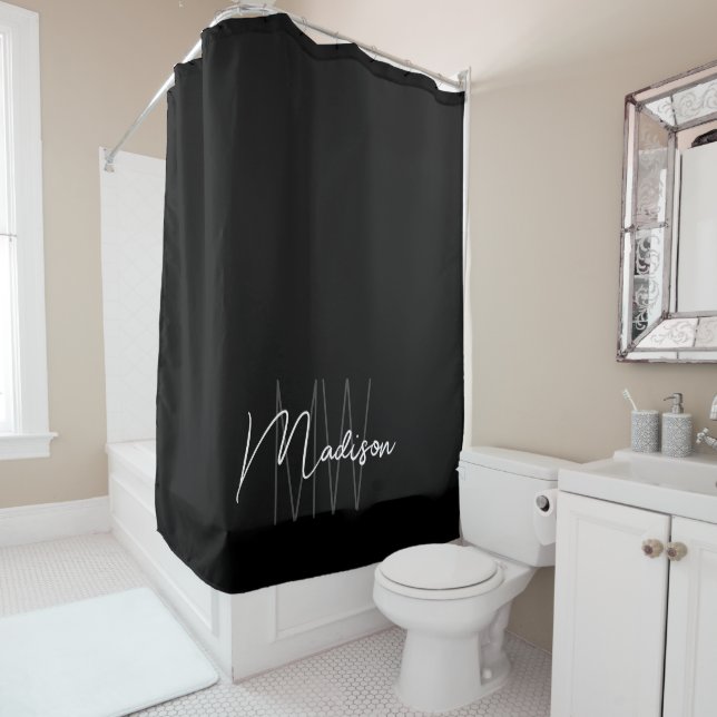 Rideaux De Douche Nom du monogramme moderne Script noir blanc (En situation)