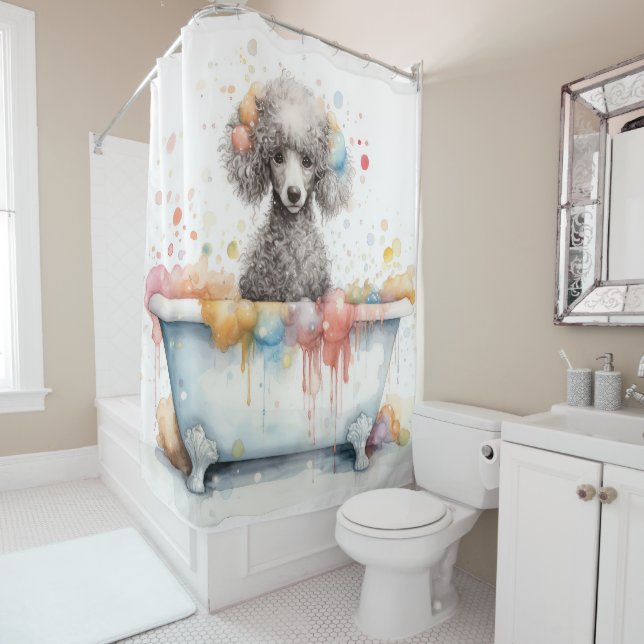 Rideaux De Douche Peinture à l'aquarelle de chien Caniche dans la ba (En situation)