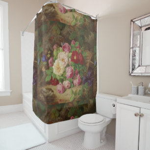 Rideaux De Douche Pièce rose au plancher de la forêt avec des papill