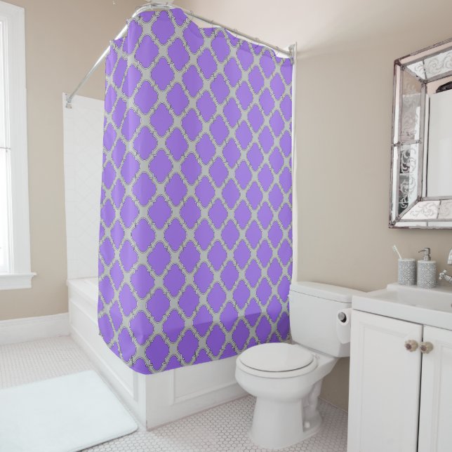 Rideaux De Douche Quatrefoil violet et gris (En situation)