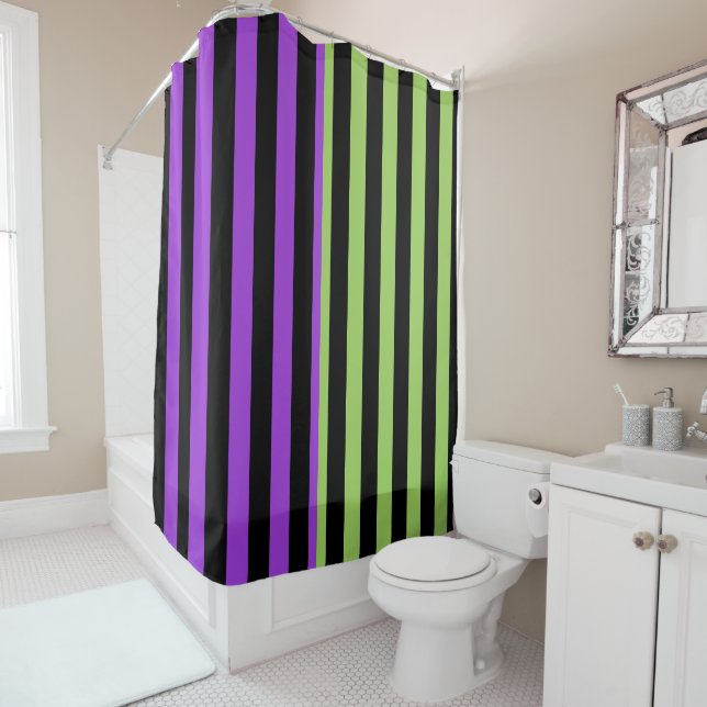 Rideaux De Douche Rayure d'Halloween verte violette et noire (En situation)