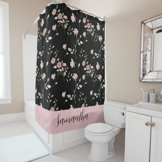 Rideaux De Douche Rose Pâle Aquarelle Floral Nom Noir (En situation)