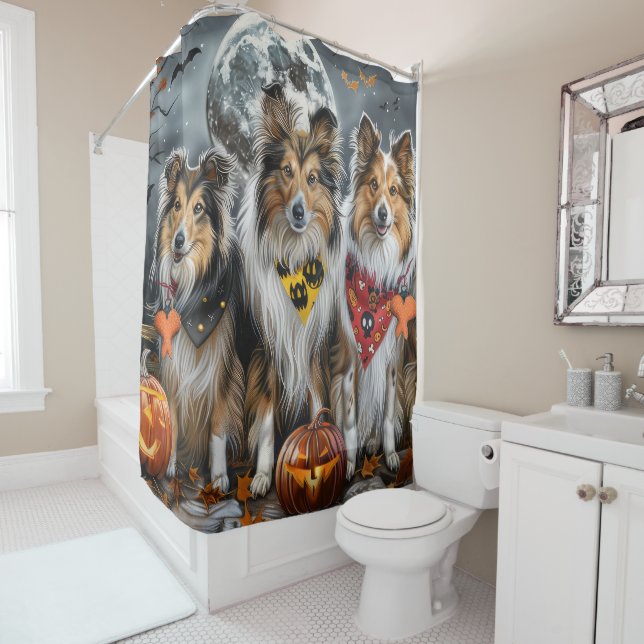 Rideaux De Douche Shetland Sheepdog Halloween Épouvantable  (En situation)